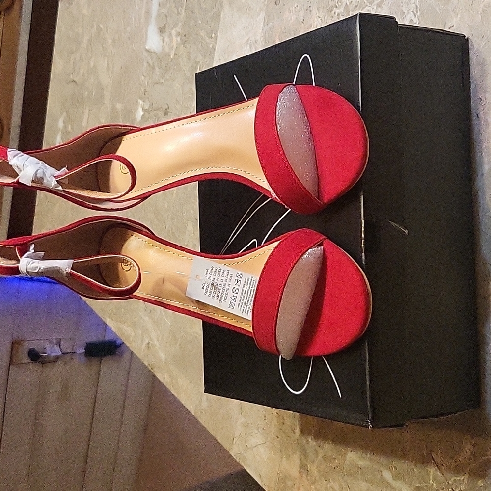 NWT red stiletto heels